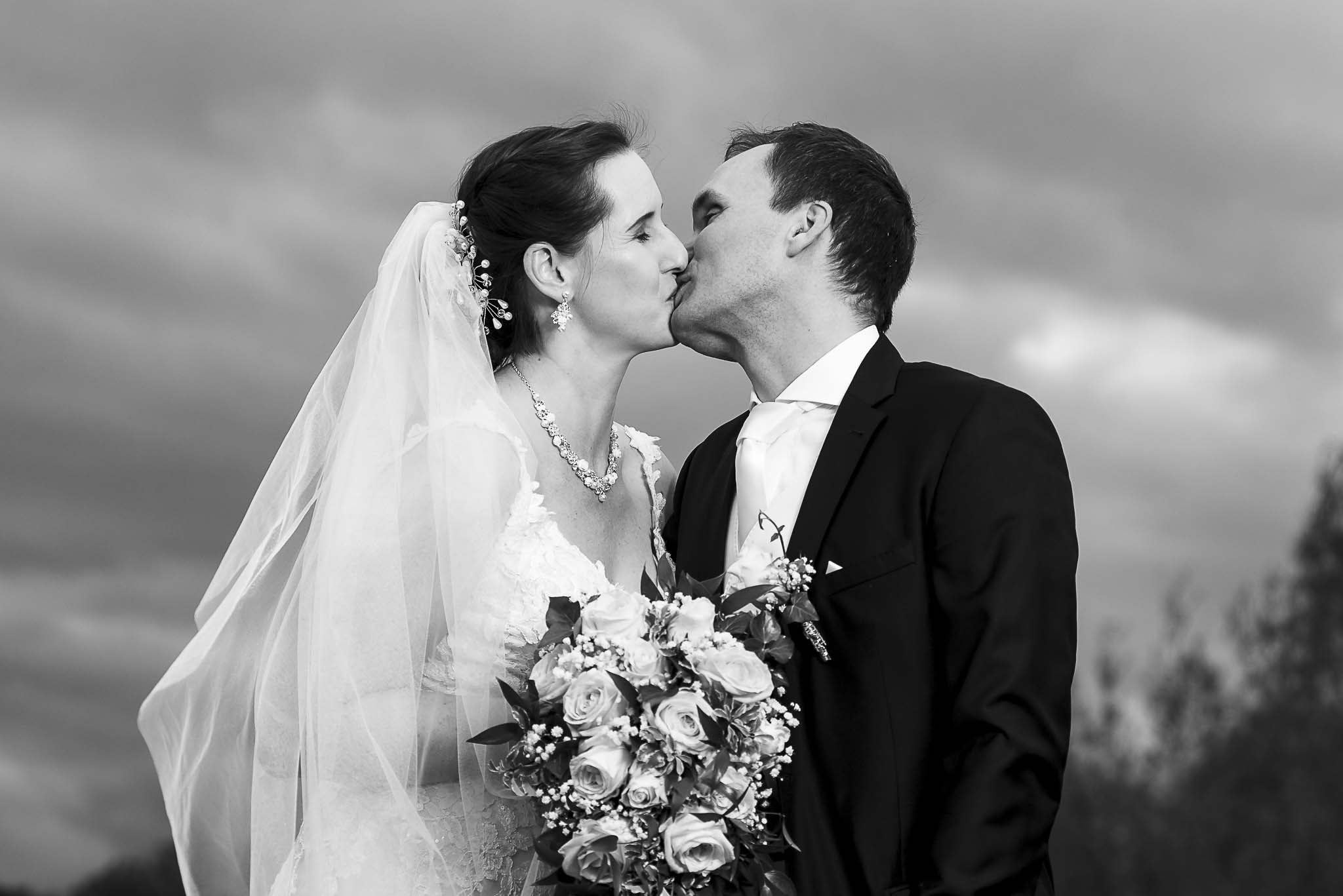 Černobílé svatební portréty mají své kouzlo, svatební fotograf Vysočina